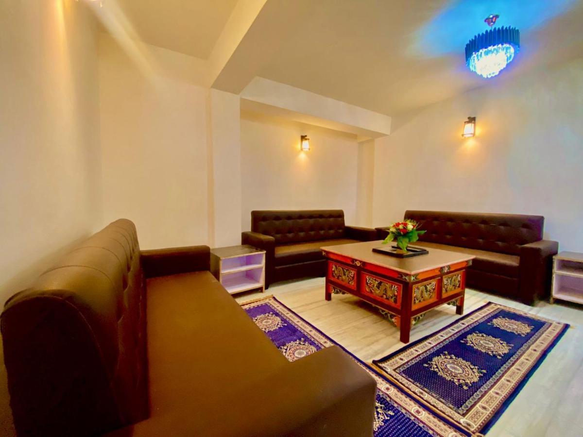 Daksha Pelling Nest Hotel Bagian luar foto